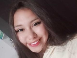 Webcam model AnnyaMartinez from XloveCam profile picture Webcam model AnnyaMartinez from XloveCam