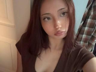 Webcam model ElaneBoth from XloveCam profile picture Webcam model ElaneBoth from XloveCam