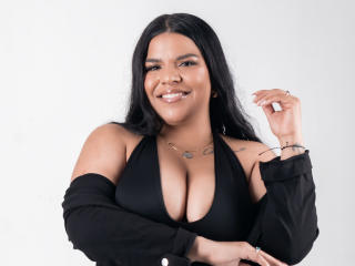Webcam model GabbyCastello from XloveCam