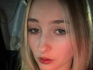 Webcam model MarishaSchink from XloveCam profile picture Webcam model MarishaSchink from XloveCam