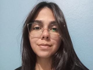 Webcam model MorenitaBellas from XloveCam profile picture Webcam model MorenitaBellas from XloveCam
