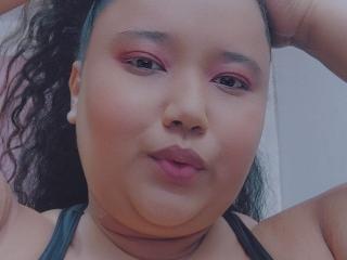 Webcam model NatashaBBWSweet from XloveCam