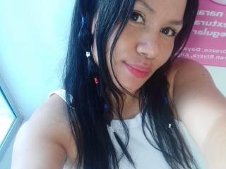 Webcam model RihanaSexy from XloveCam