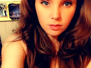 Webcam model SquirtyNFlirty69 from XloveCam