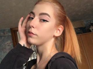 Webcam model SweetNicolee from XloveCam