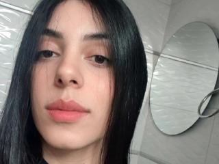Webcam model VenusMilo from XloveCam