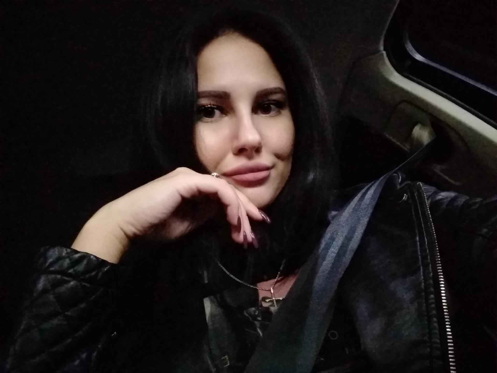 Image of cam model PantherZlata from XloveCam