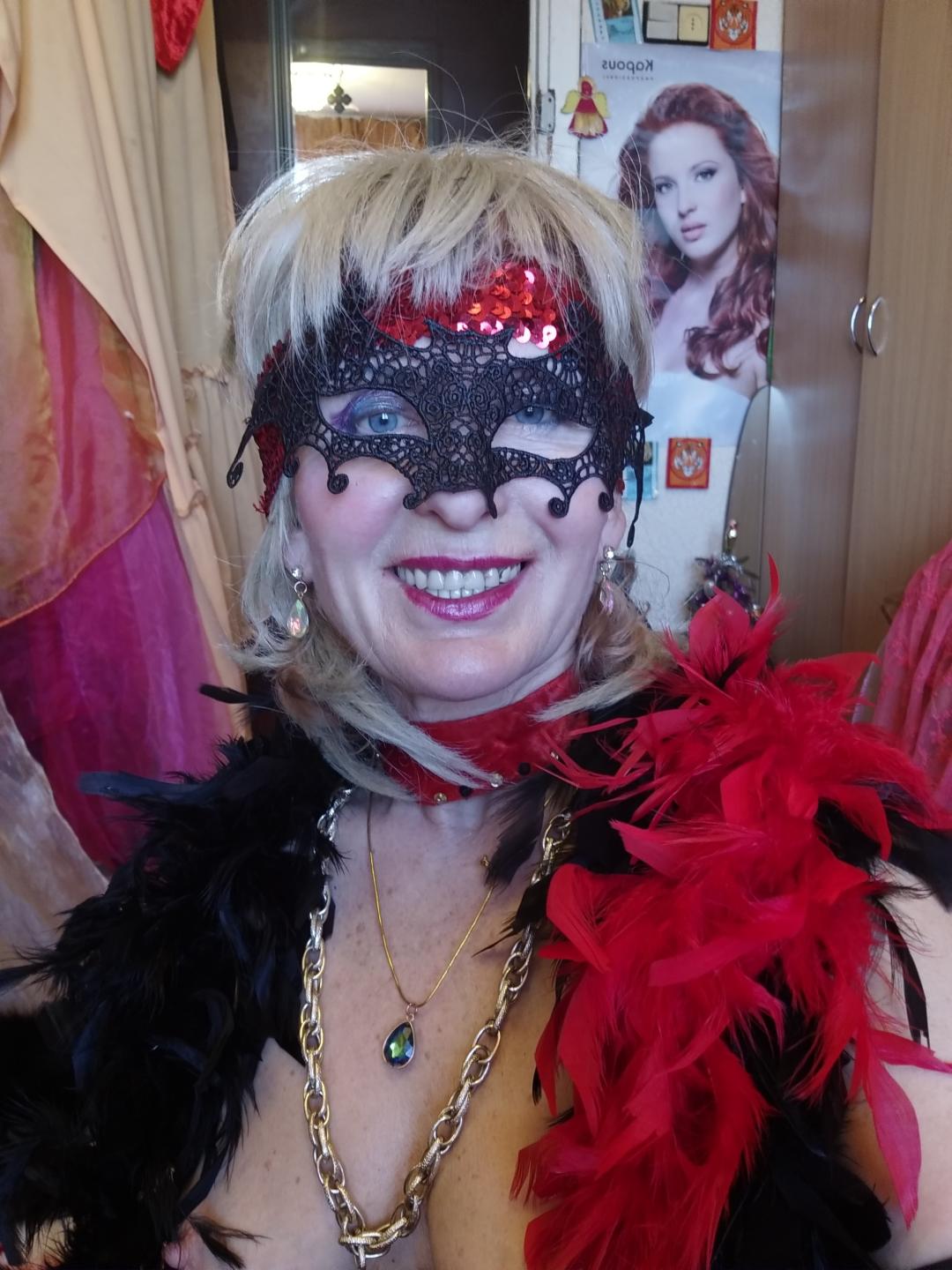 Image of cam model ElizaWendy from XloveCam