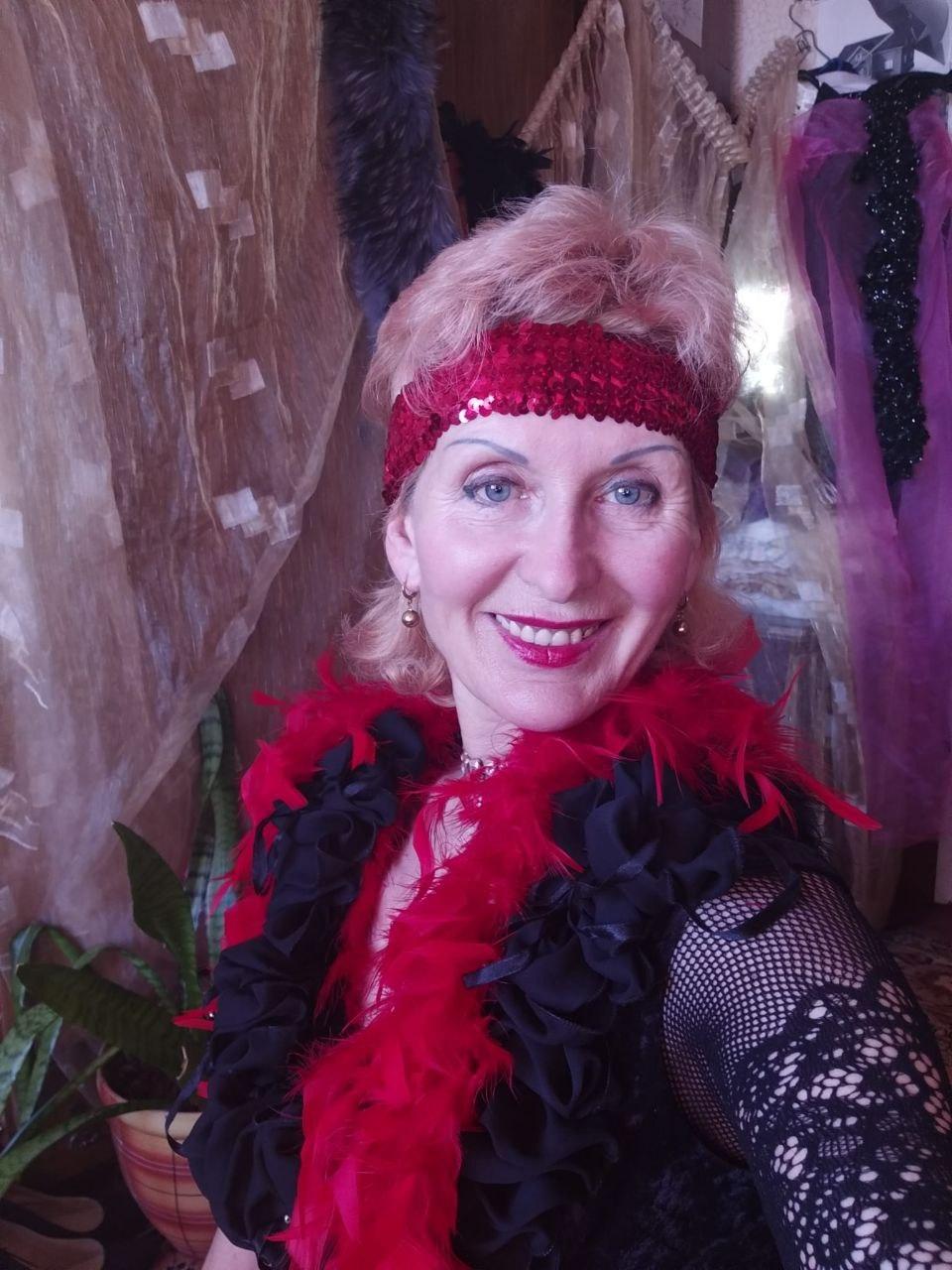 Image of cam model ElizaWendy from XloveCam