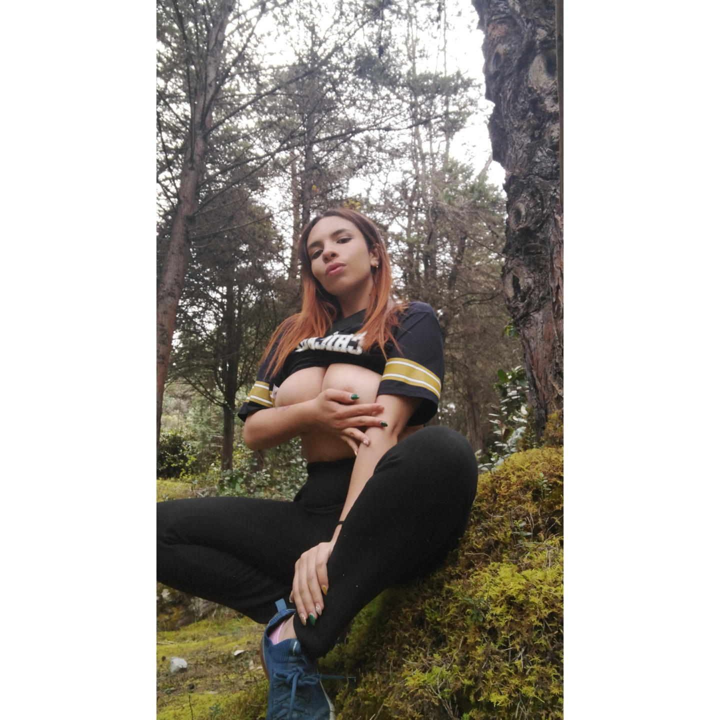 Image of cam model VioletaStone from XloveCam