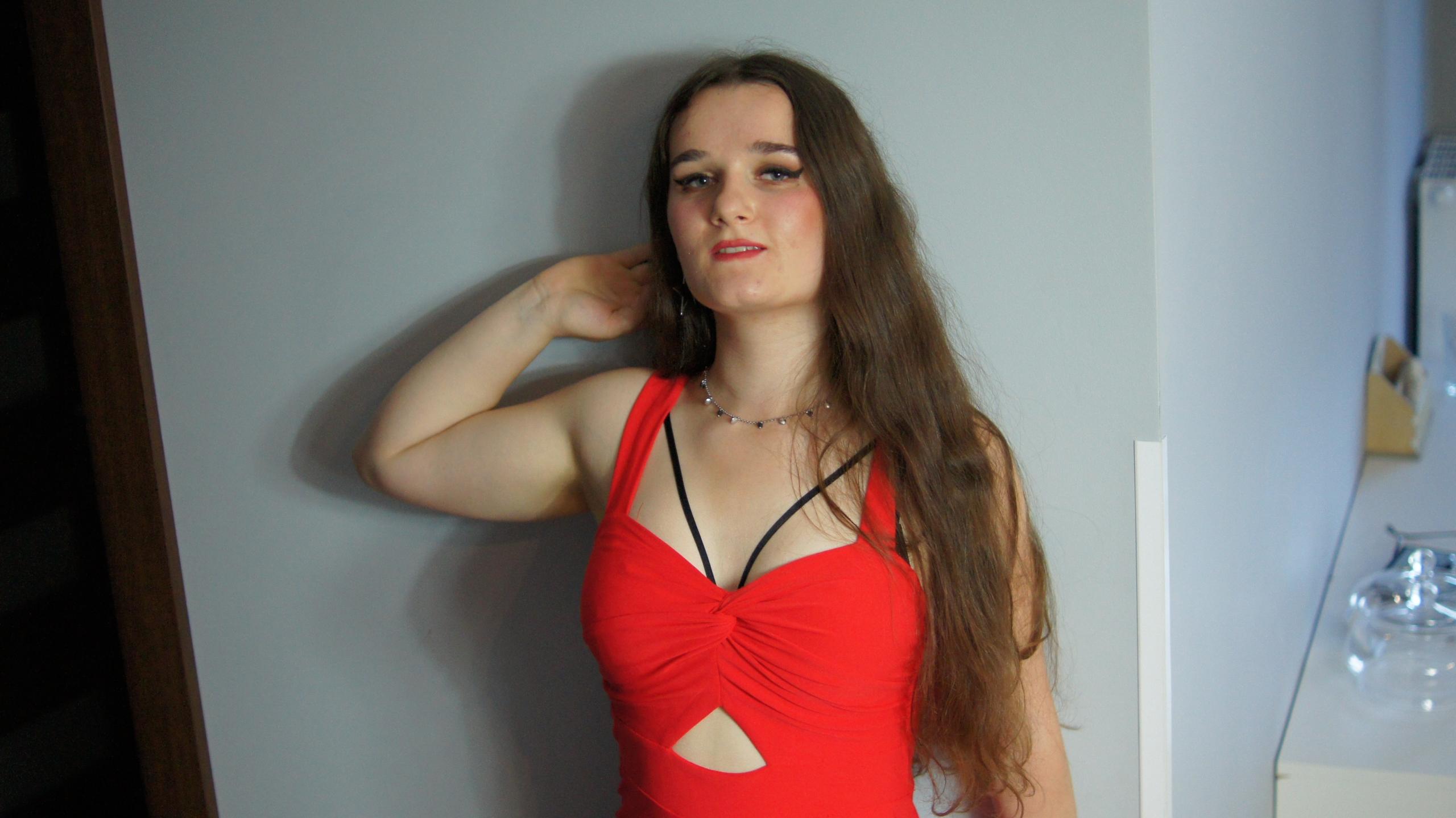 Image of cam model KateUnique from XloveCam