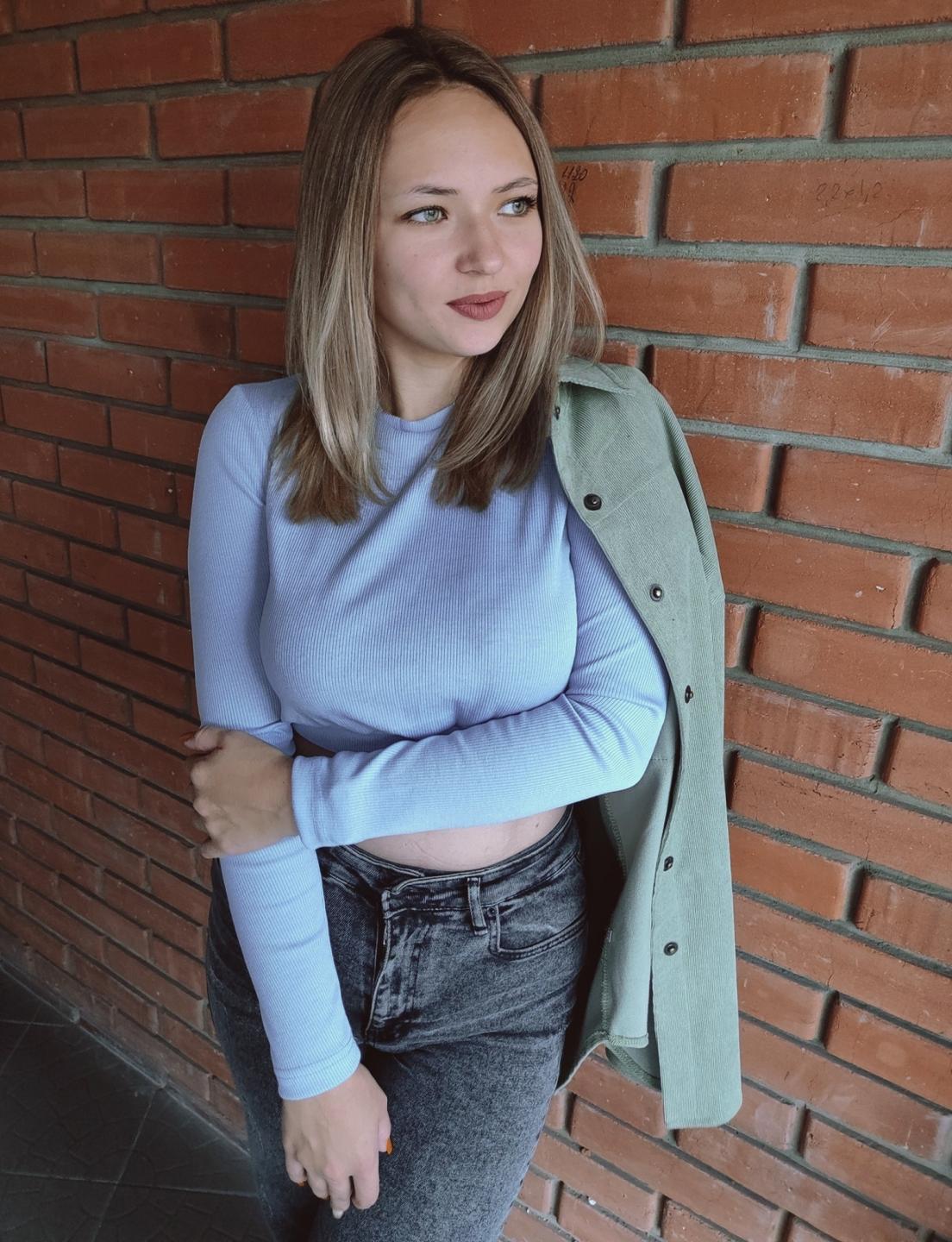 Image of cam model SallyVerda from XloveCam