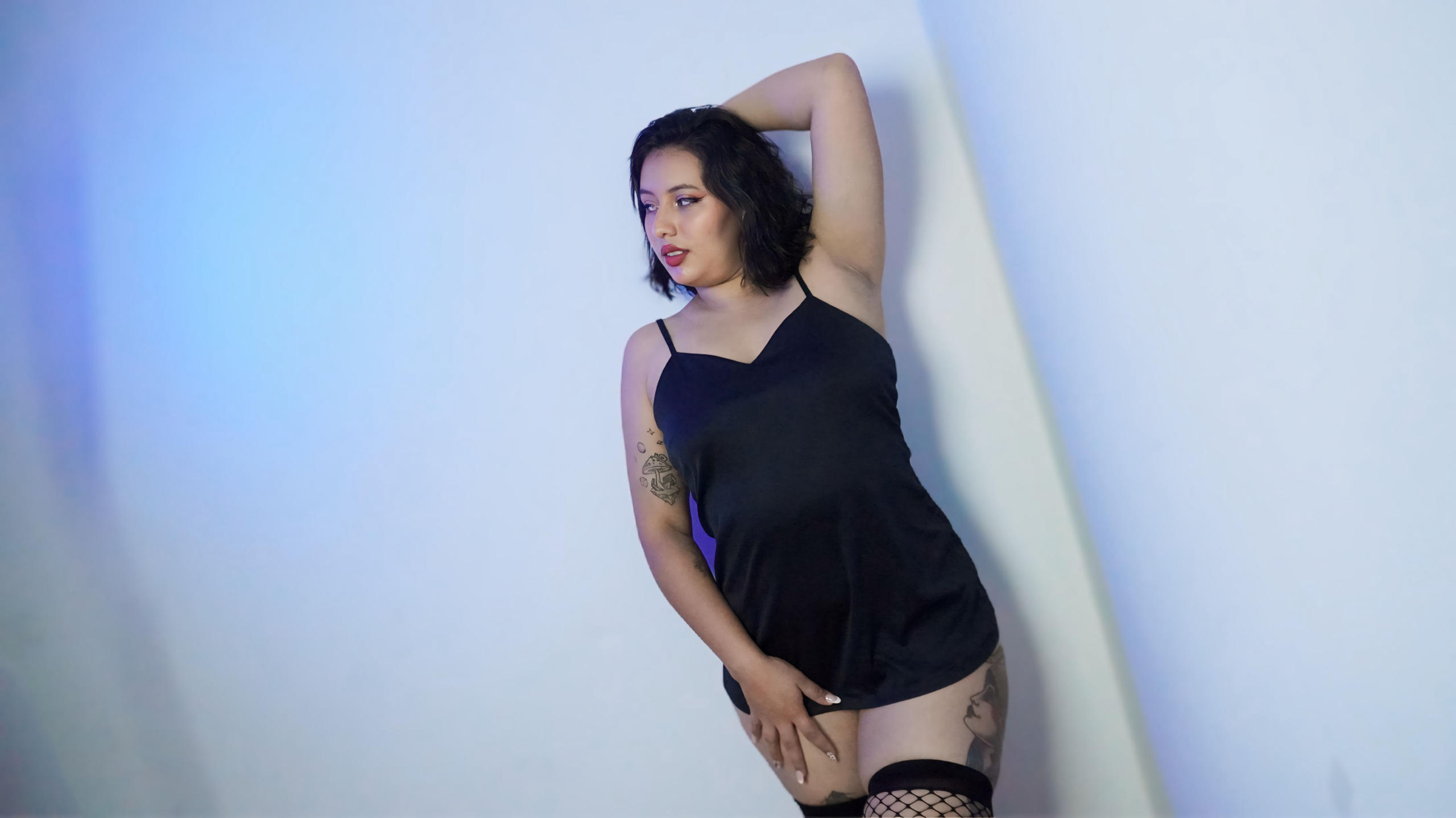 Image of cam model LiliethRoss from XloveCam