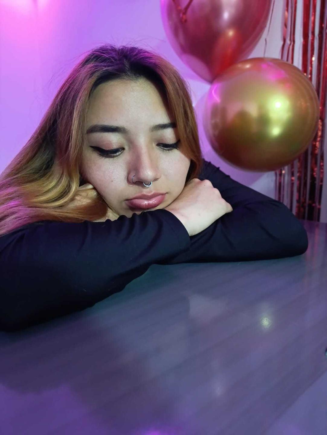 Image of cam model SeleneAna from XloveCam