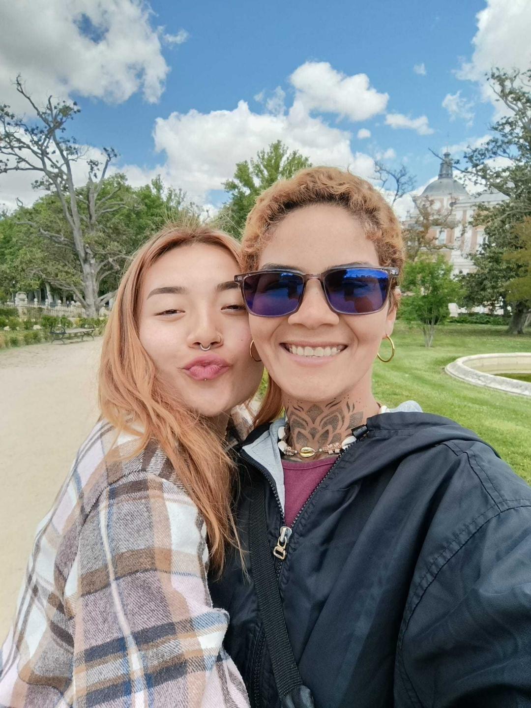 Image of cam model SeleneAna from XloveCam