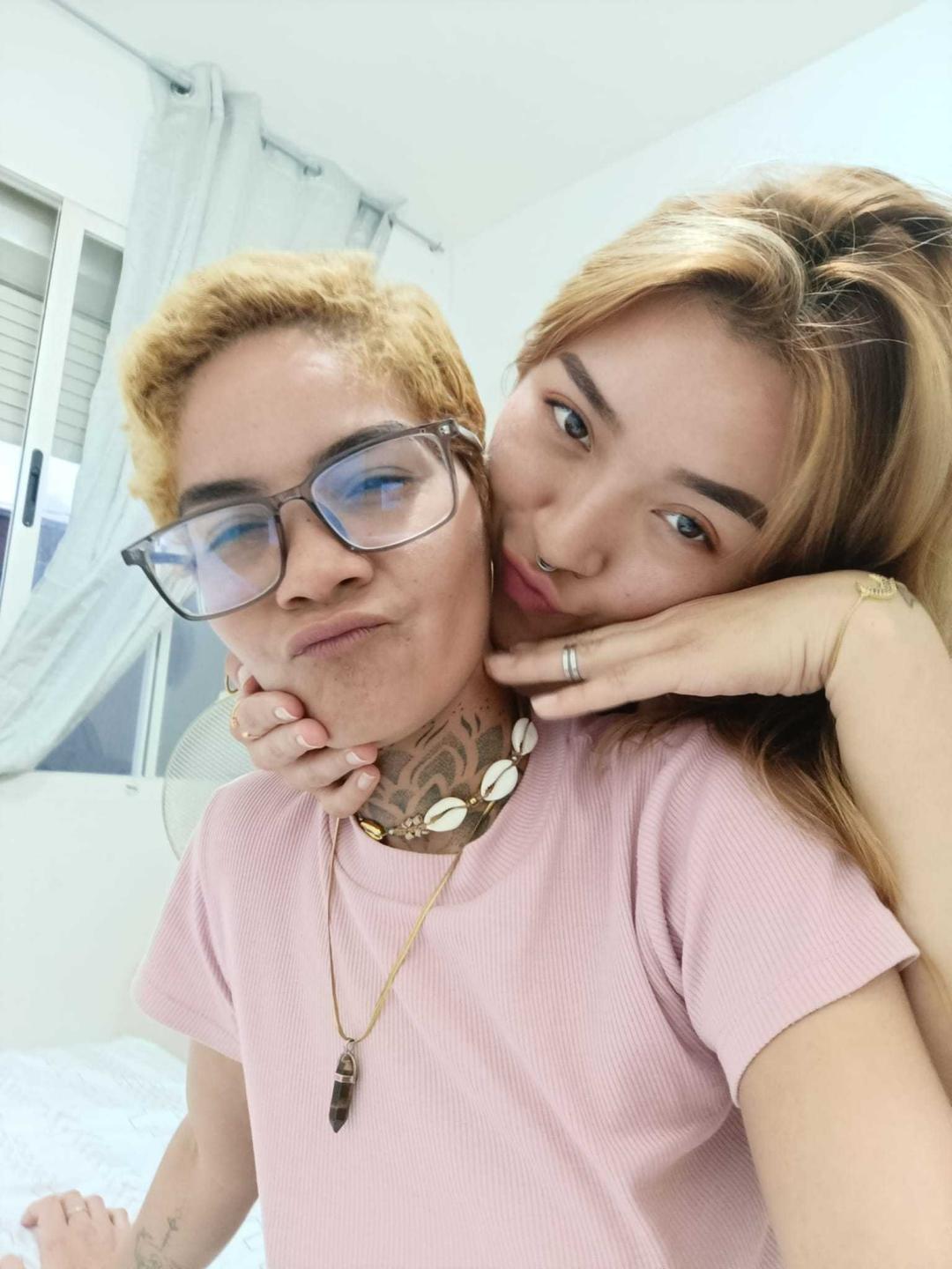 Image of cam model SeleneAna from XloveCam