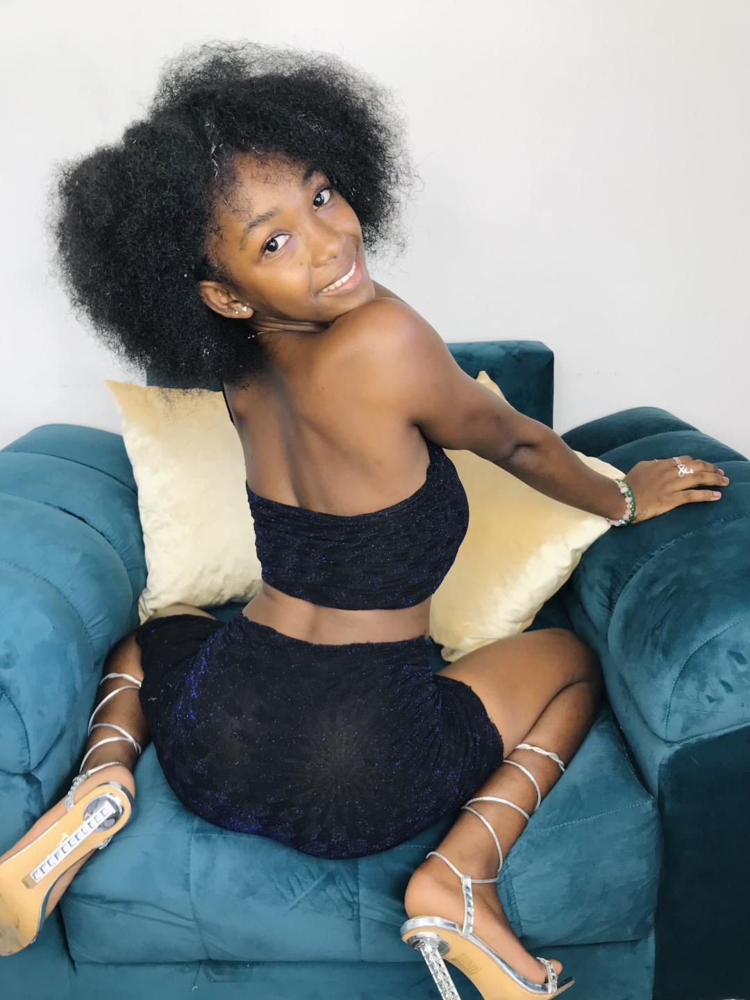 Image of cam model Jaurita from XloveCam