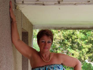 Bettina - Live sex cam - 2509259