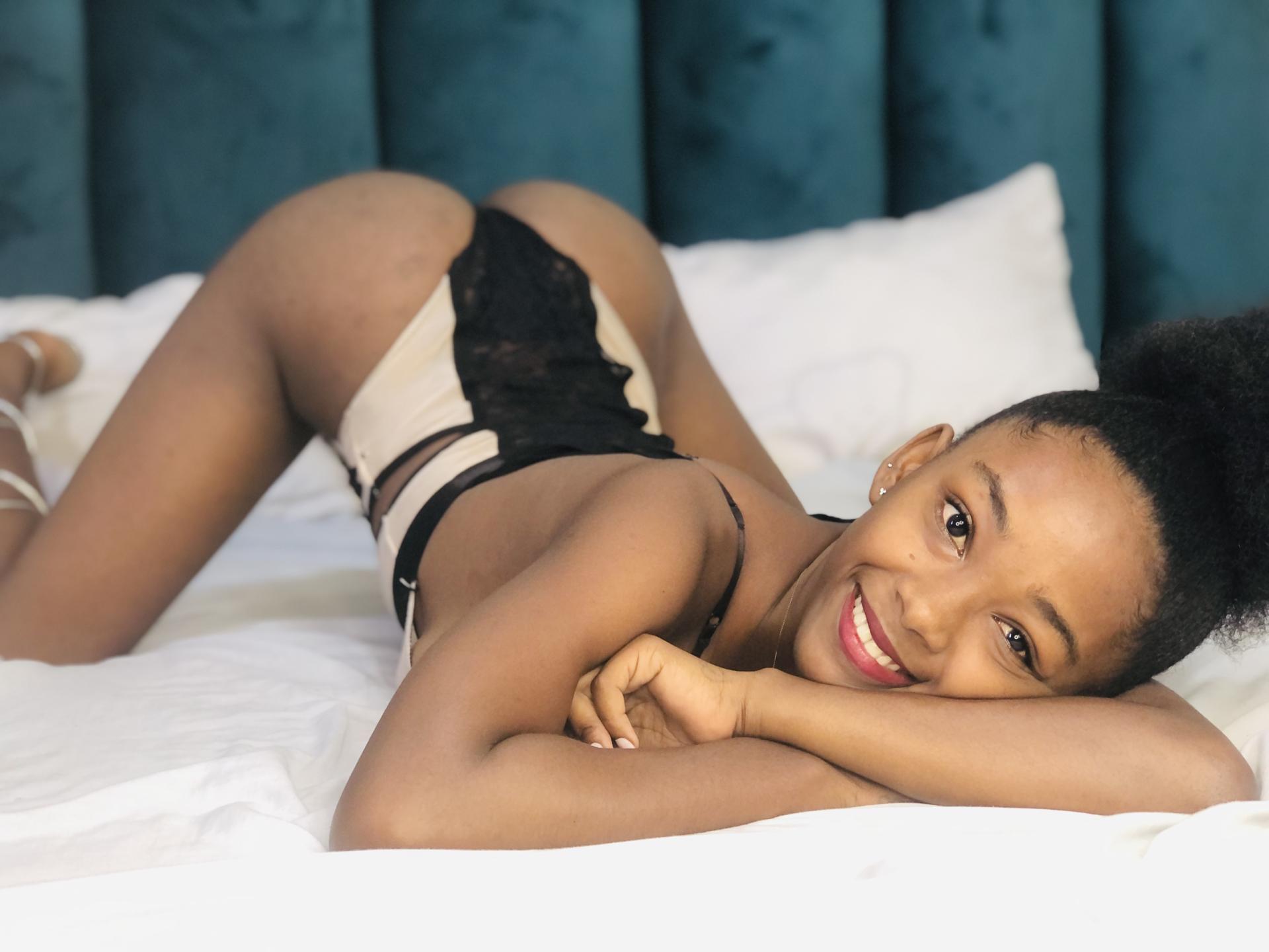 Image of cam model Jaurita from XloveCam