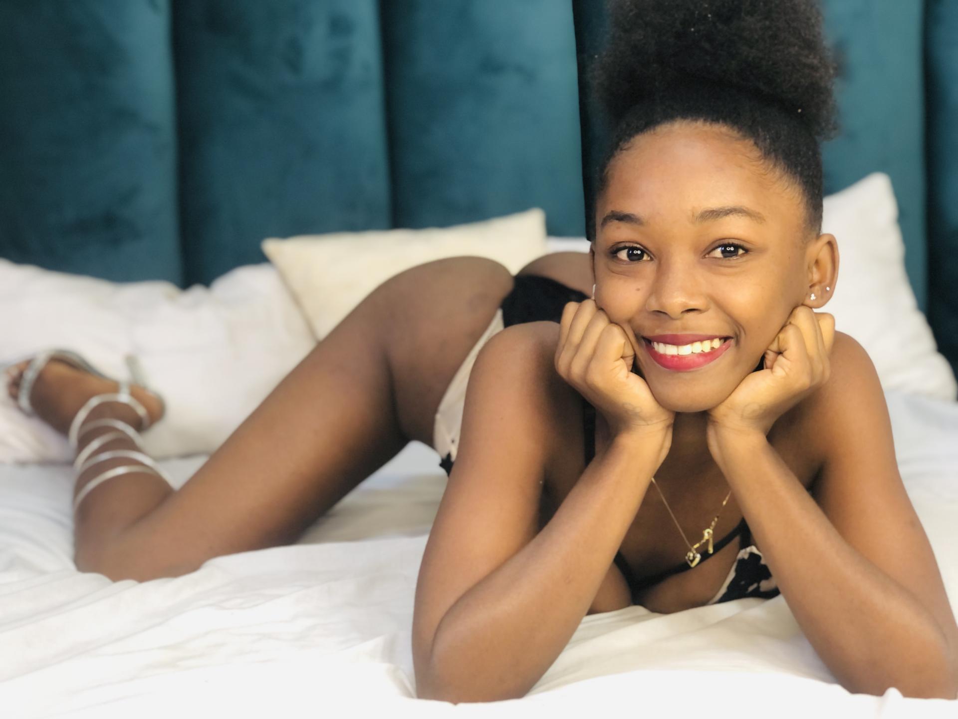 Image of cam model Jaurita from XloveCam