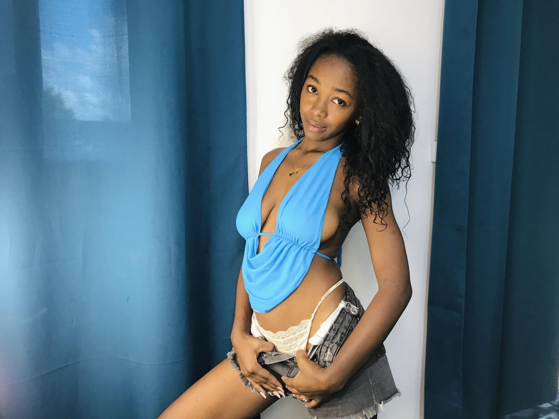 Image of cam model Jaurita from XloveCam