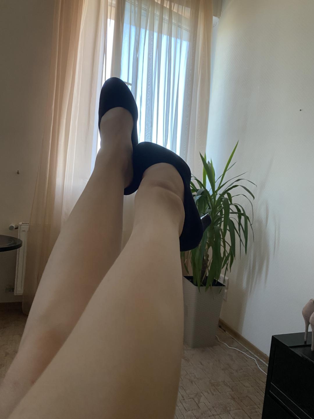 Image of cam model Olieri from XloveCam