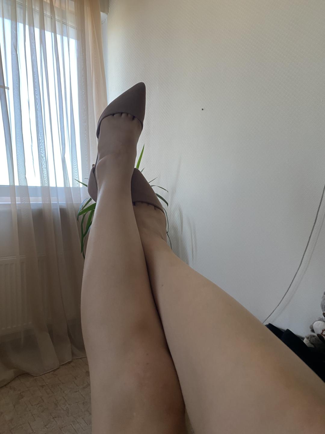 Image of cam model Olieri from XloveCam