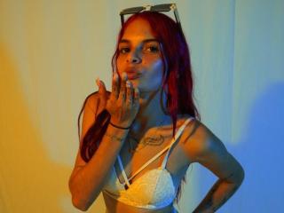 GroupeLatinChaud69 - Live sex cams model