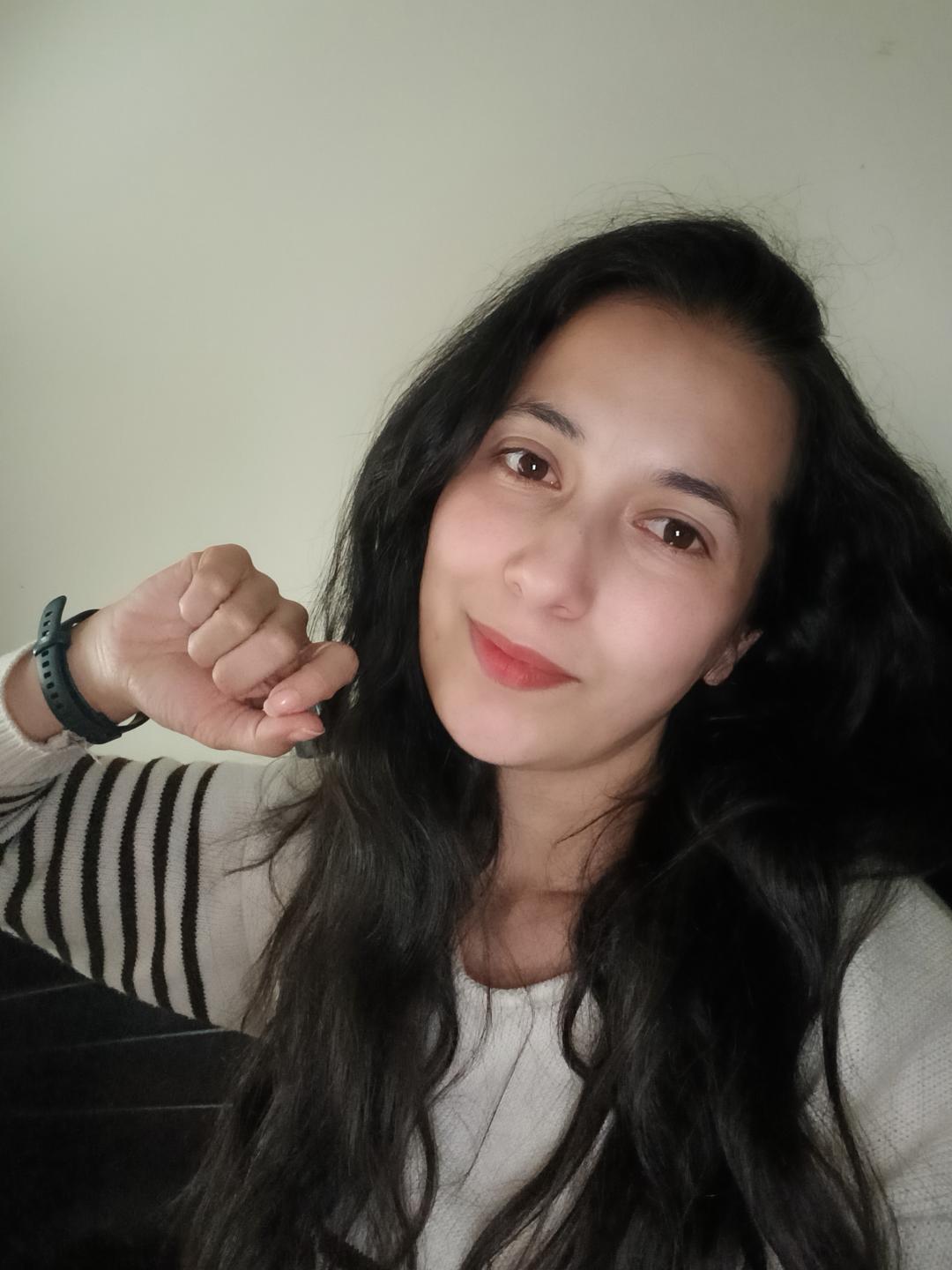 Image of cam model AnneStone from XloveCam