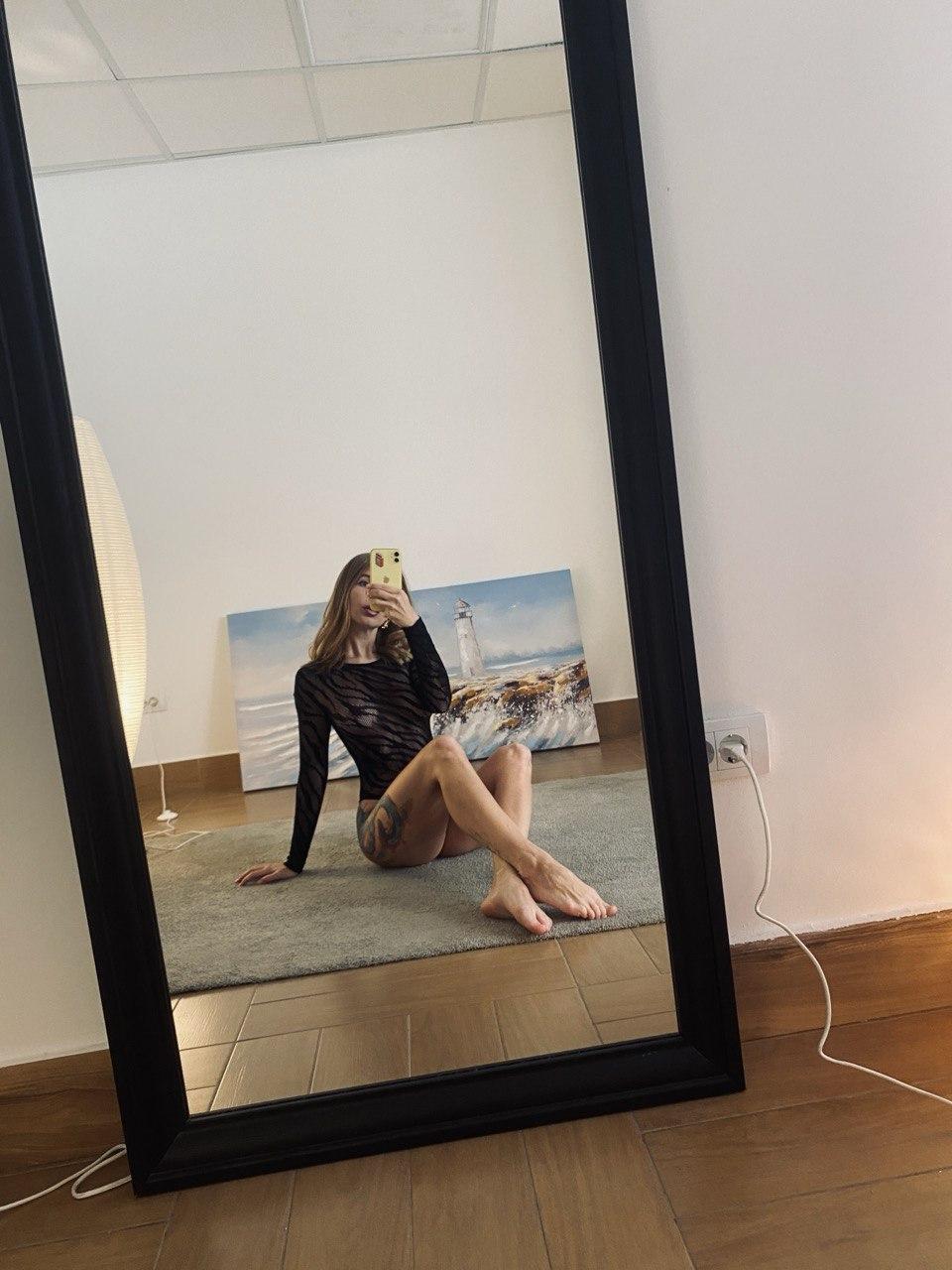 Image of cam model Nympheexe from XloveCam