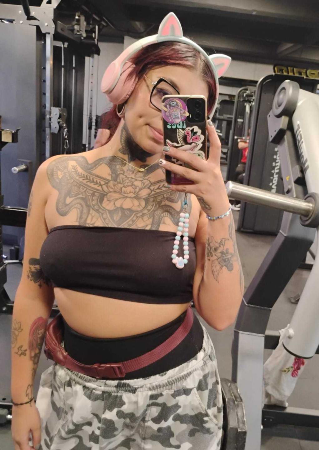 Image of cam model AmberKeller from XloveCam