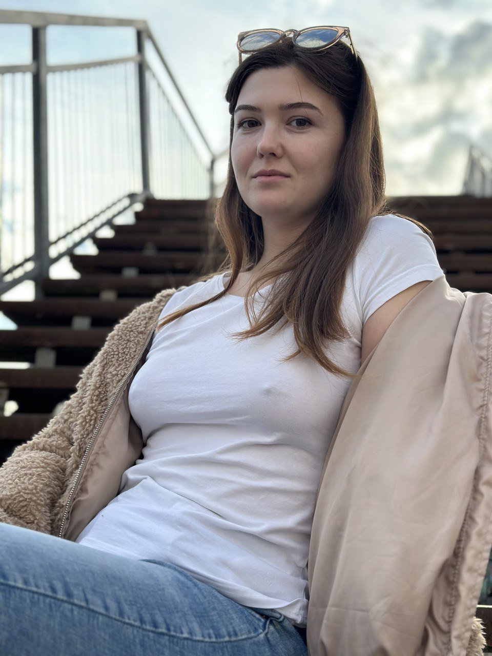 Image of cam model LuxLook from XloveCam