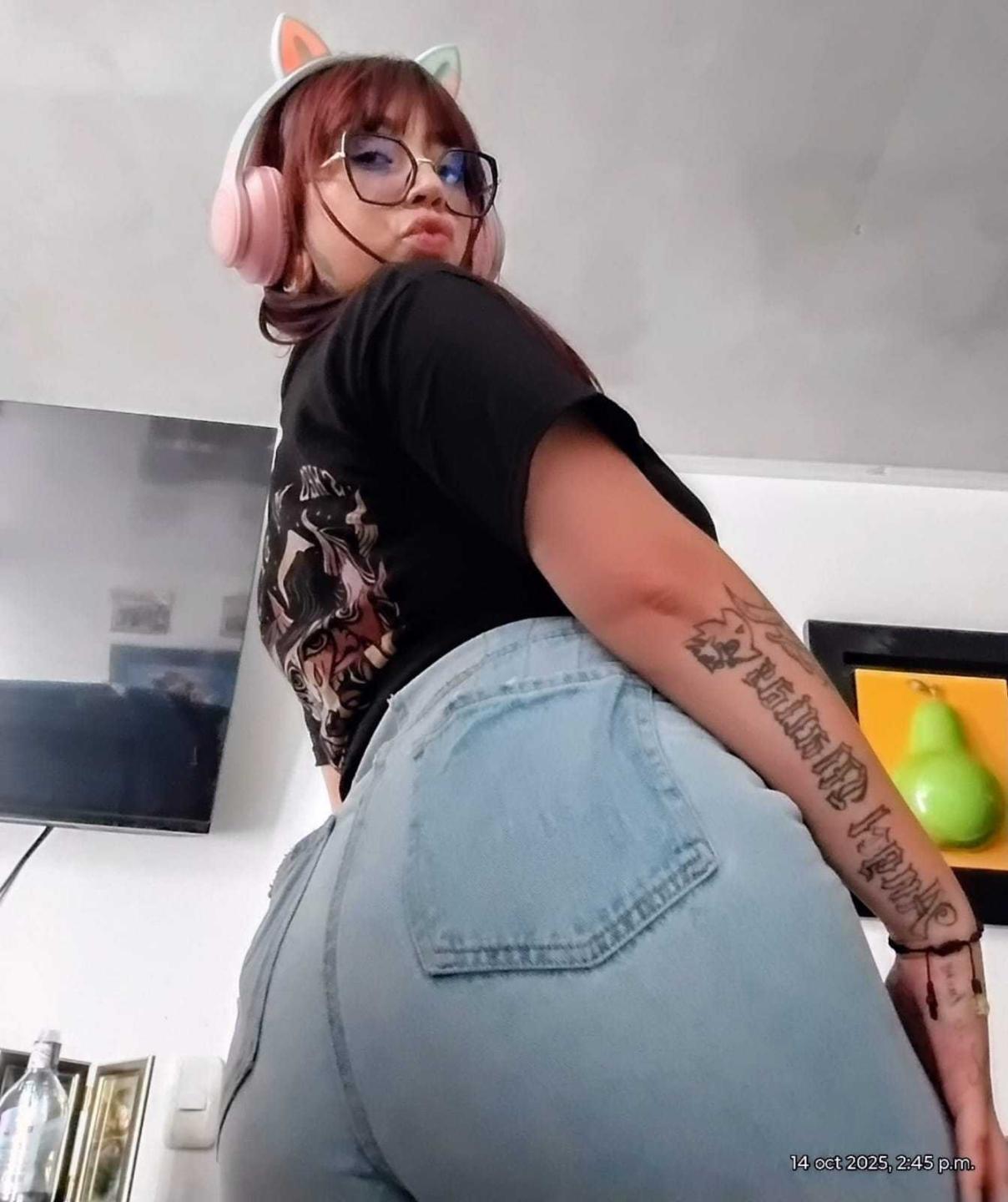 Image of cam model AmberKeller from XloveCam