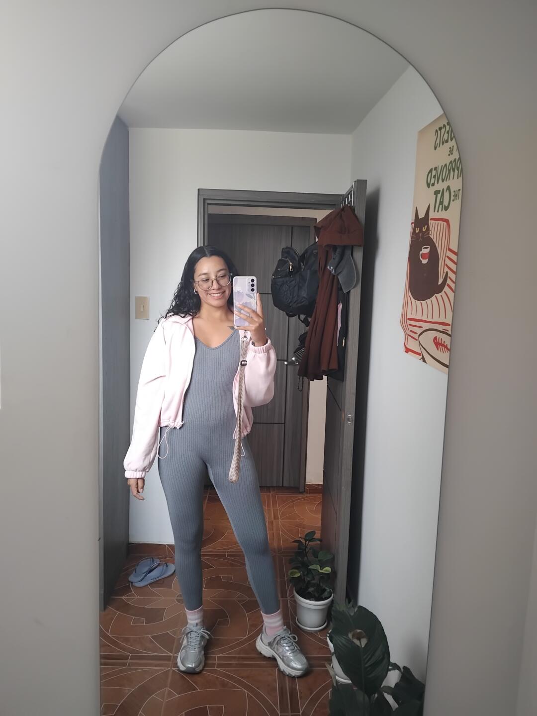 Image of cam model Mllevv (Emmy69, EmmyQueen69, EmyQueenx, EmyQuenx, MlleEmmy, Vivi69Ana) from XloveCam