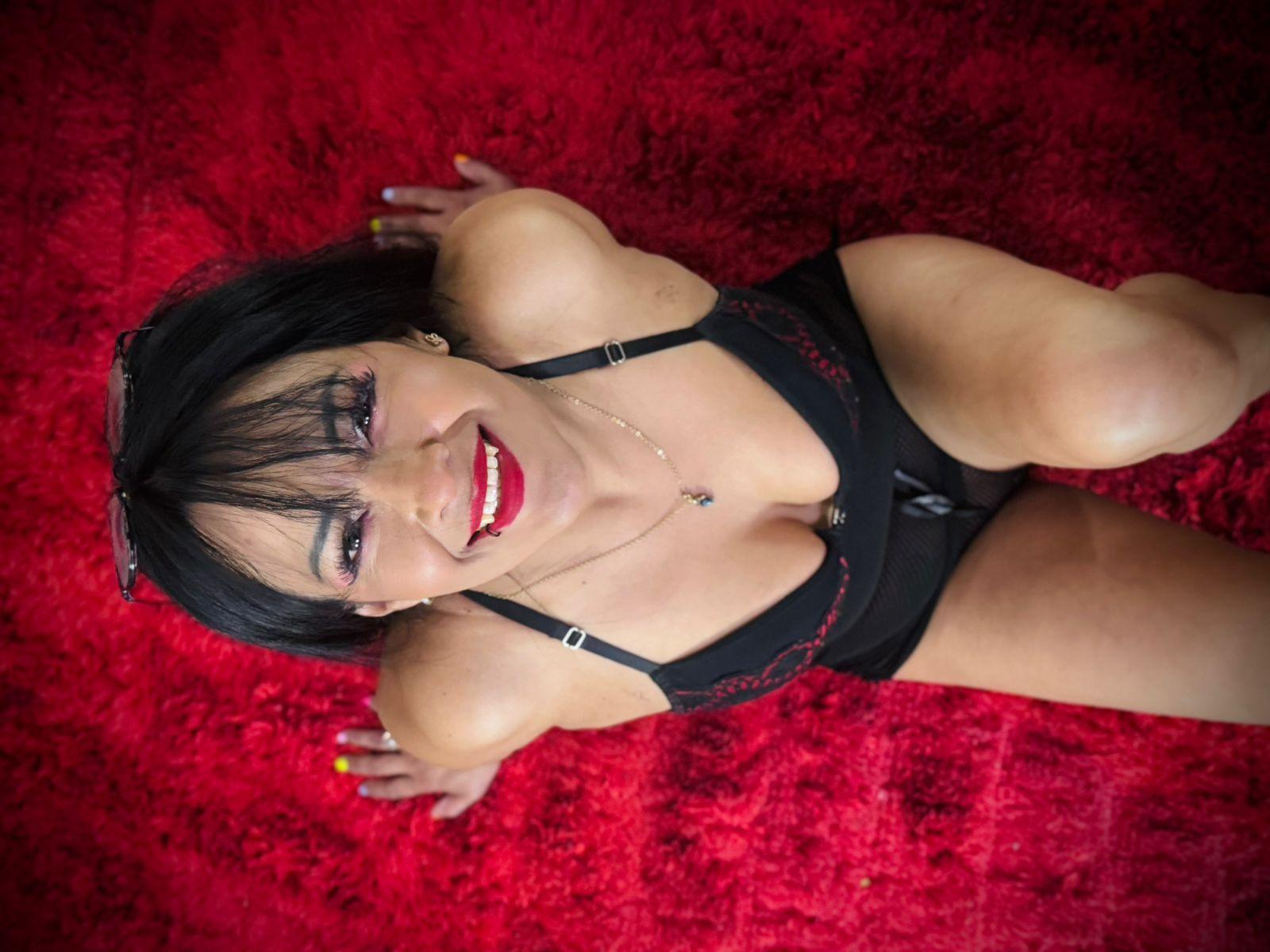 Image of cam model SamantthaLex from XloveCam