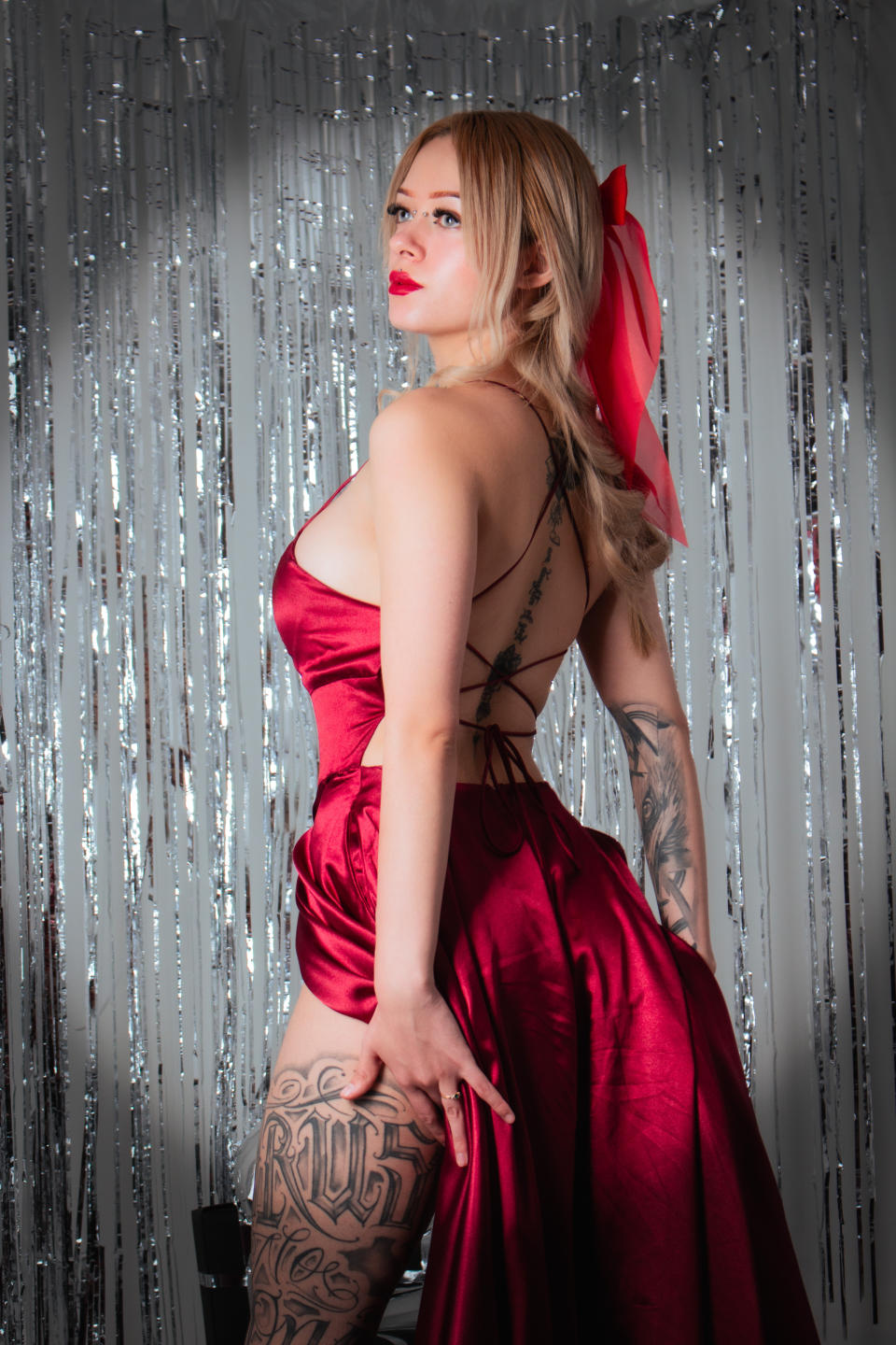 Image of cam model MiaValentine from XloveCam