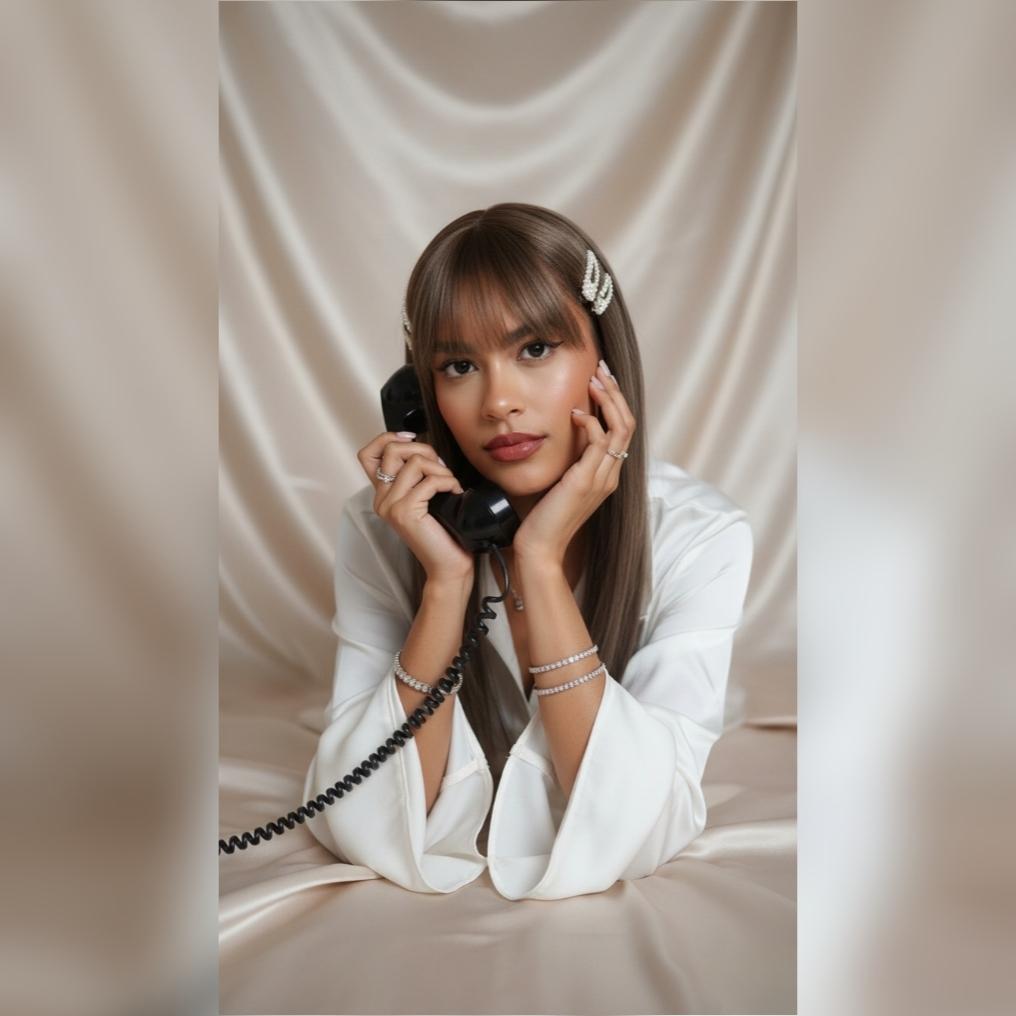 Image of cam model IsabelaLoben from XloveCam