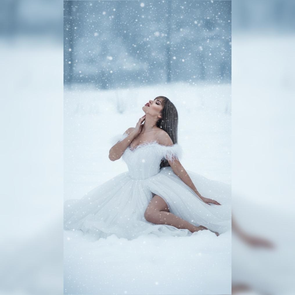 Image of cam model IsabelaLoben from XloveCam