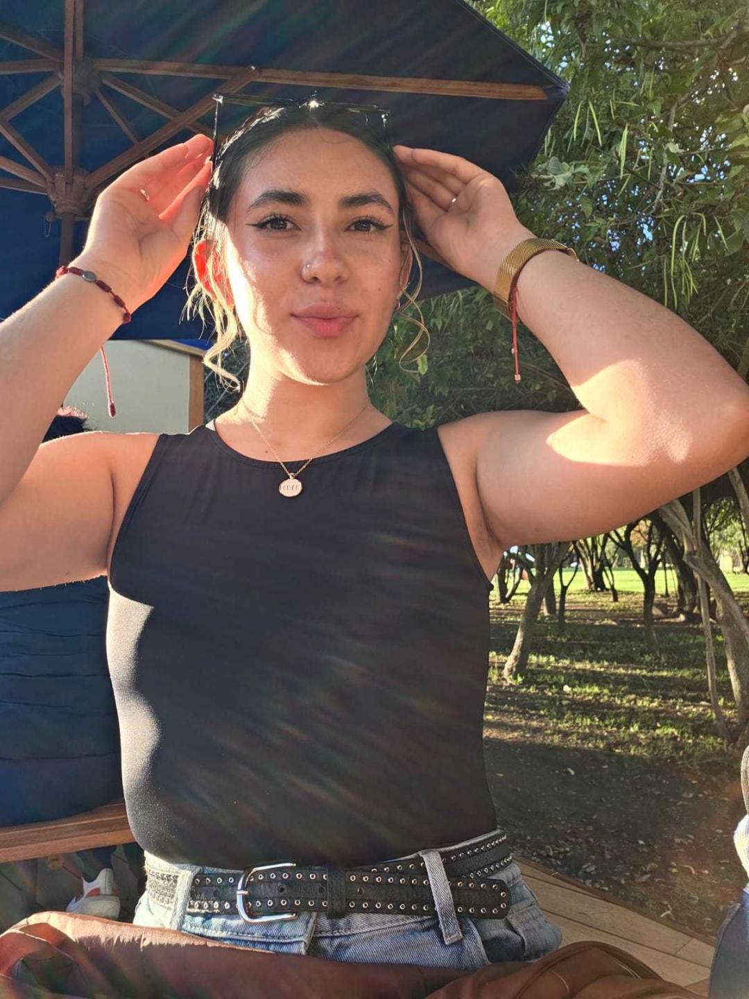 Image of cam model ScarlettKhan from XloveCam