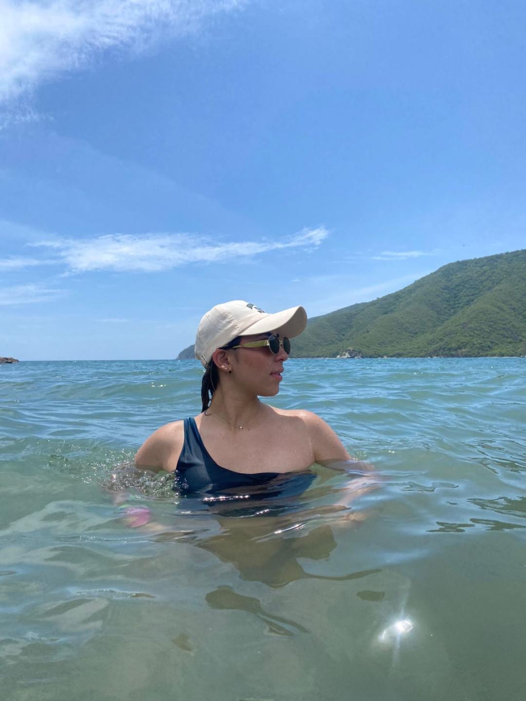 Image of cam model ScarlettKhan from XloveCam