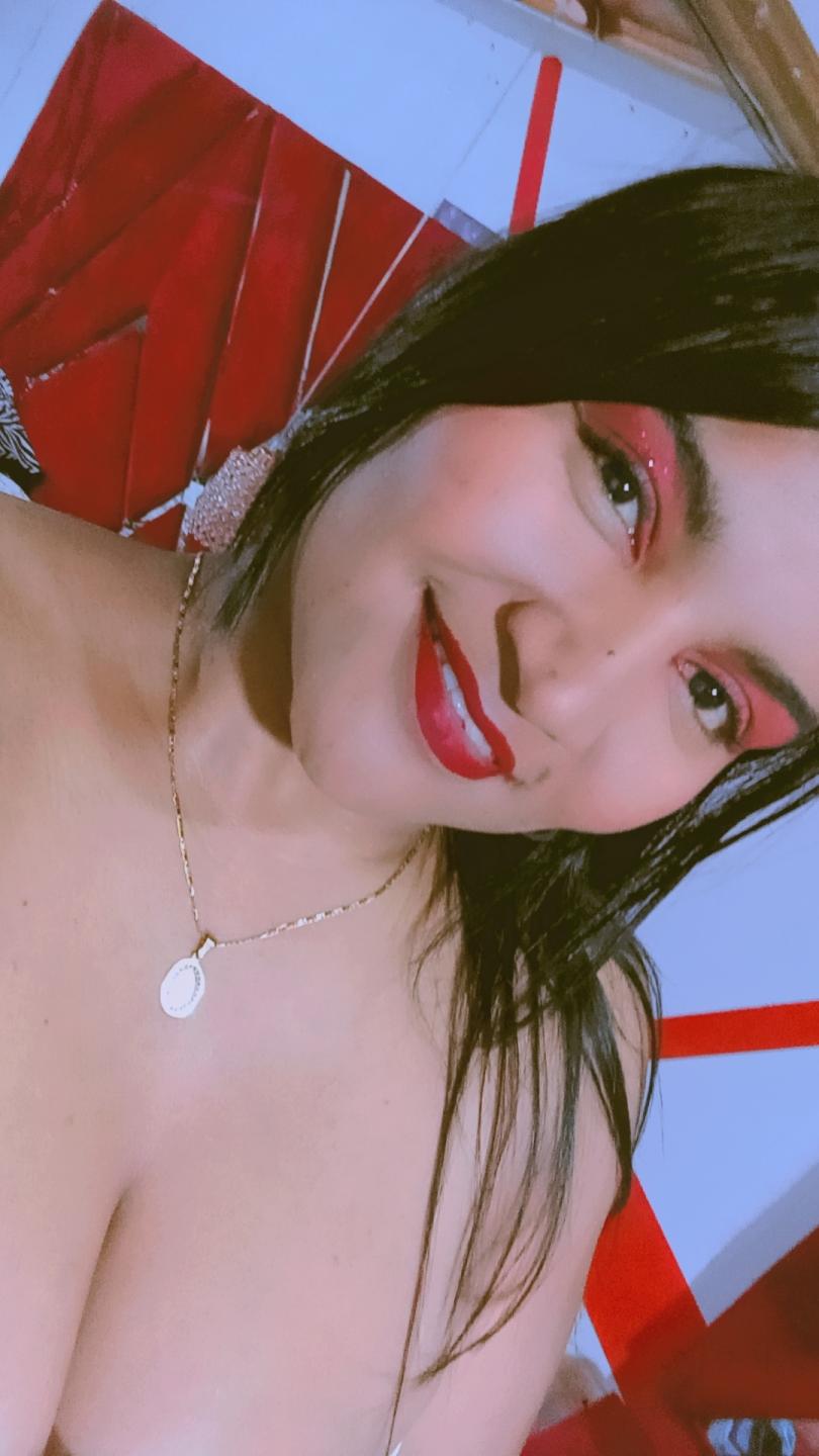 Image of cam model SusanaDiaz from XloveCam