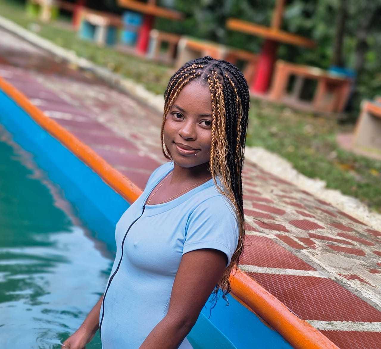 Image of cam model Kairaa from XloveCam