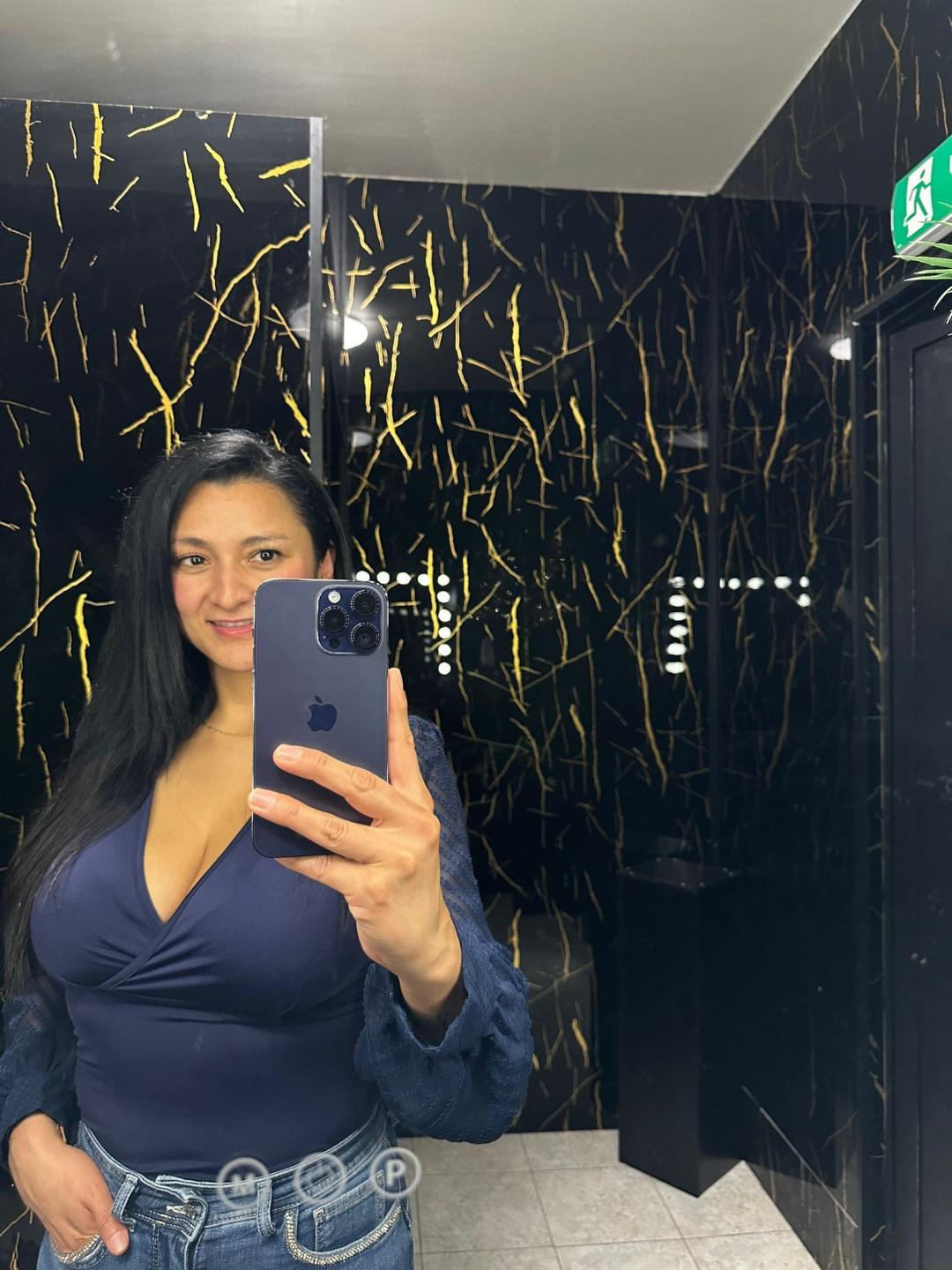 Image of cam model CharlotteGossart from XloveCam