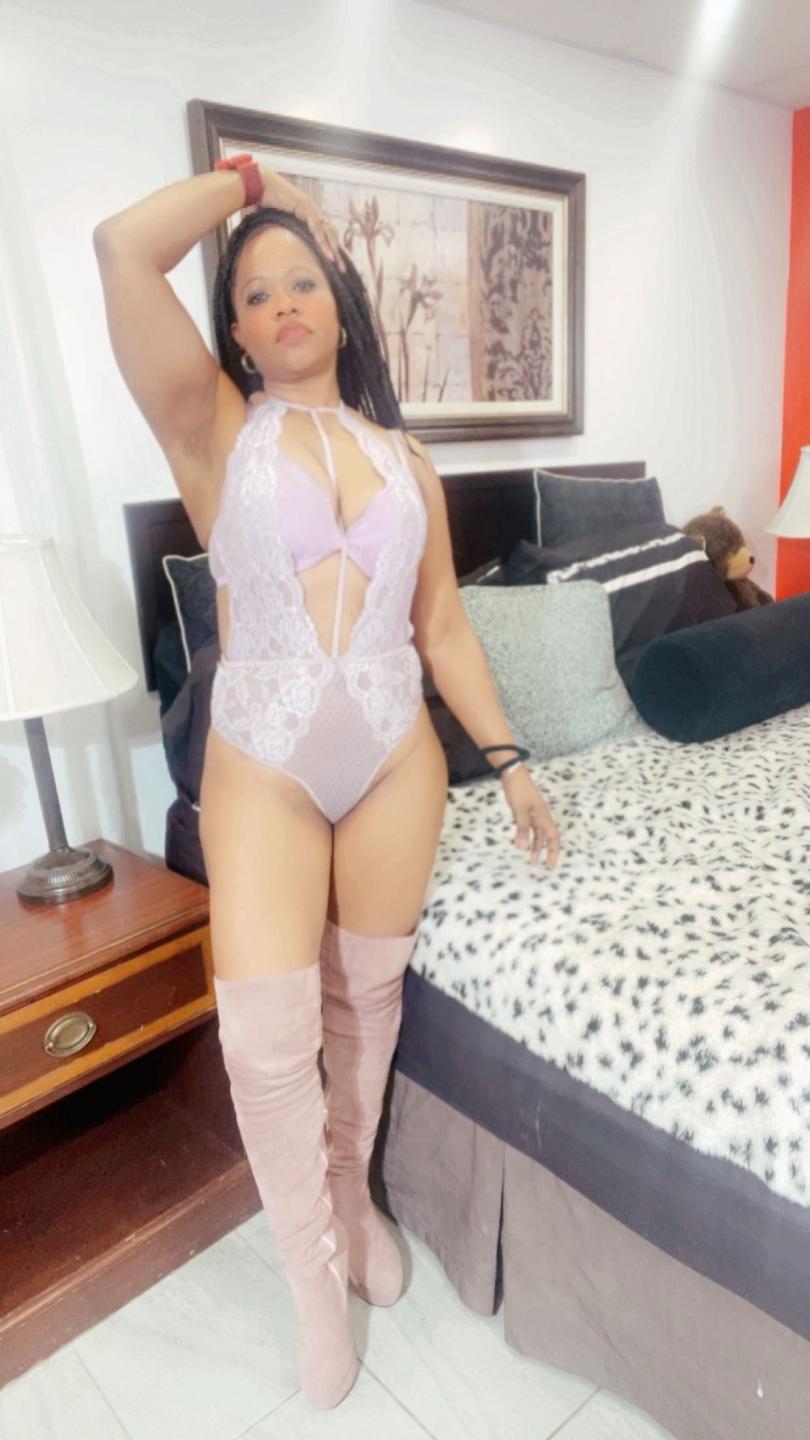 Image of cam model Cincia69 from XloveCam