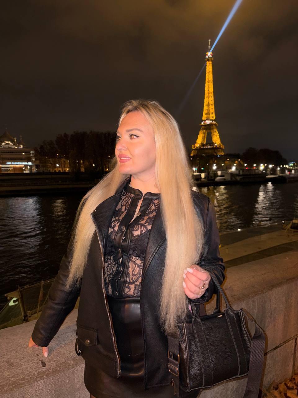 Image of cam model AmeliHot69 from XloveCam