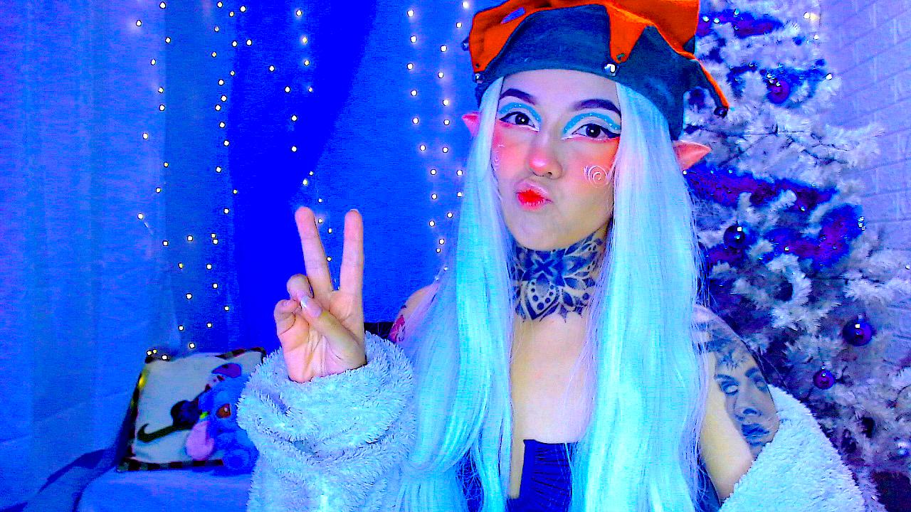 Image of cam model LannieGonzales from XloveCam