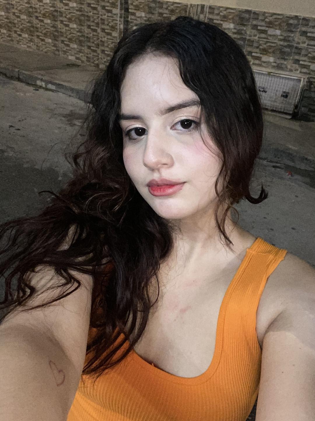 Image of cam model KylieLumi from XloveCam