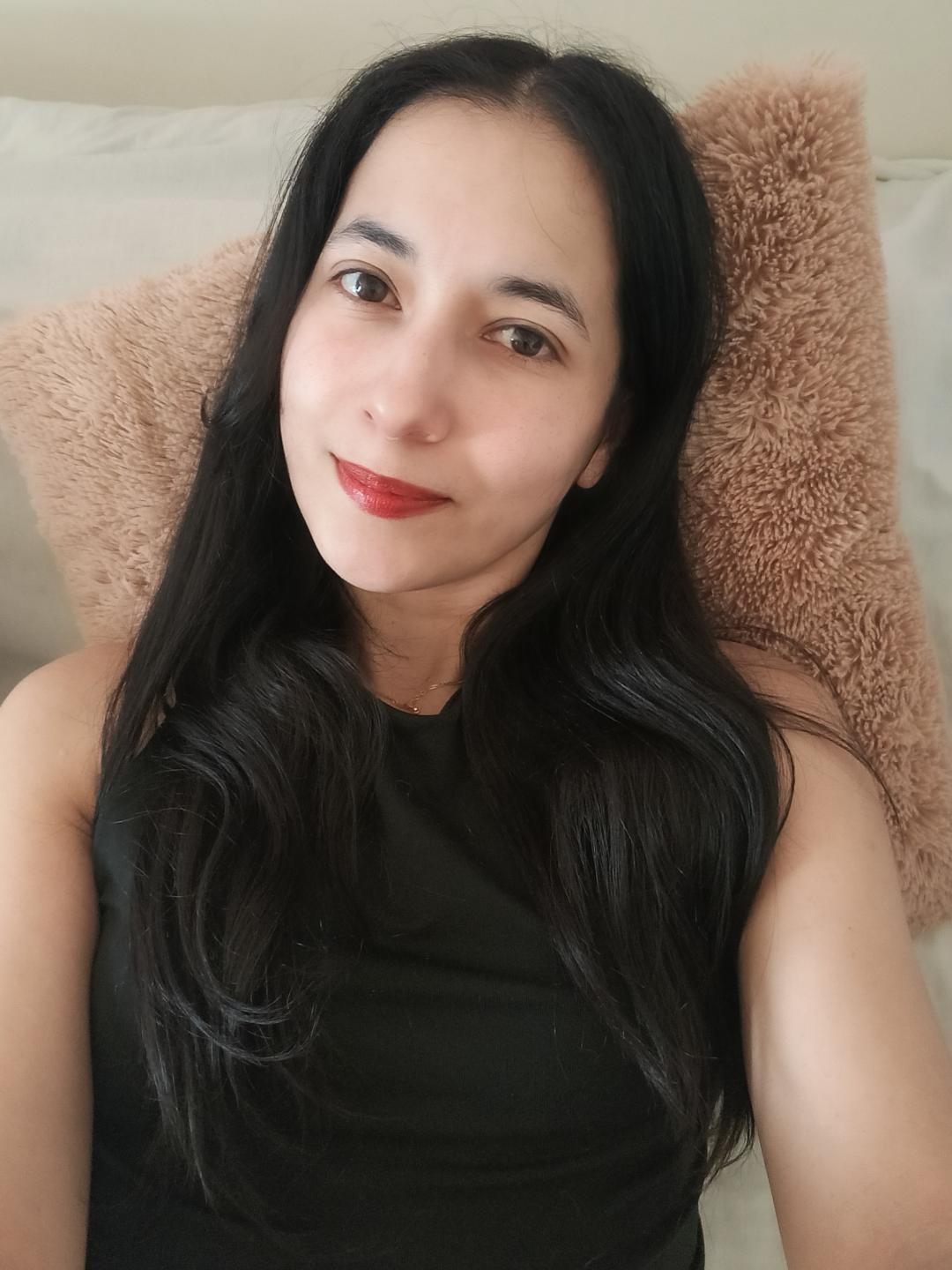 Image of cam model AnneStone from XloveCam