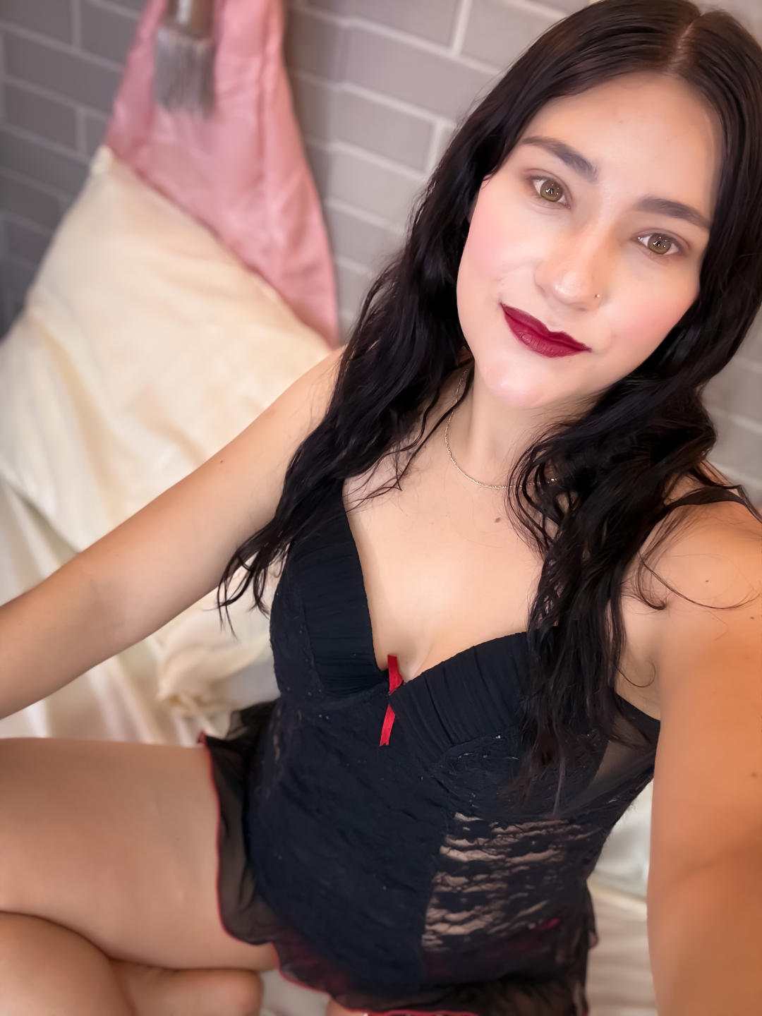 Image of cam model TamaraCians from XloveCam