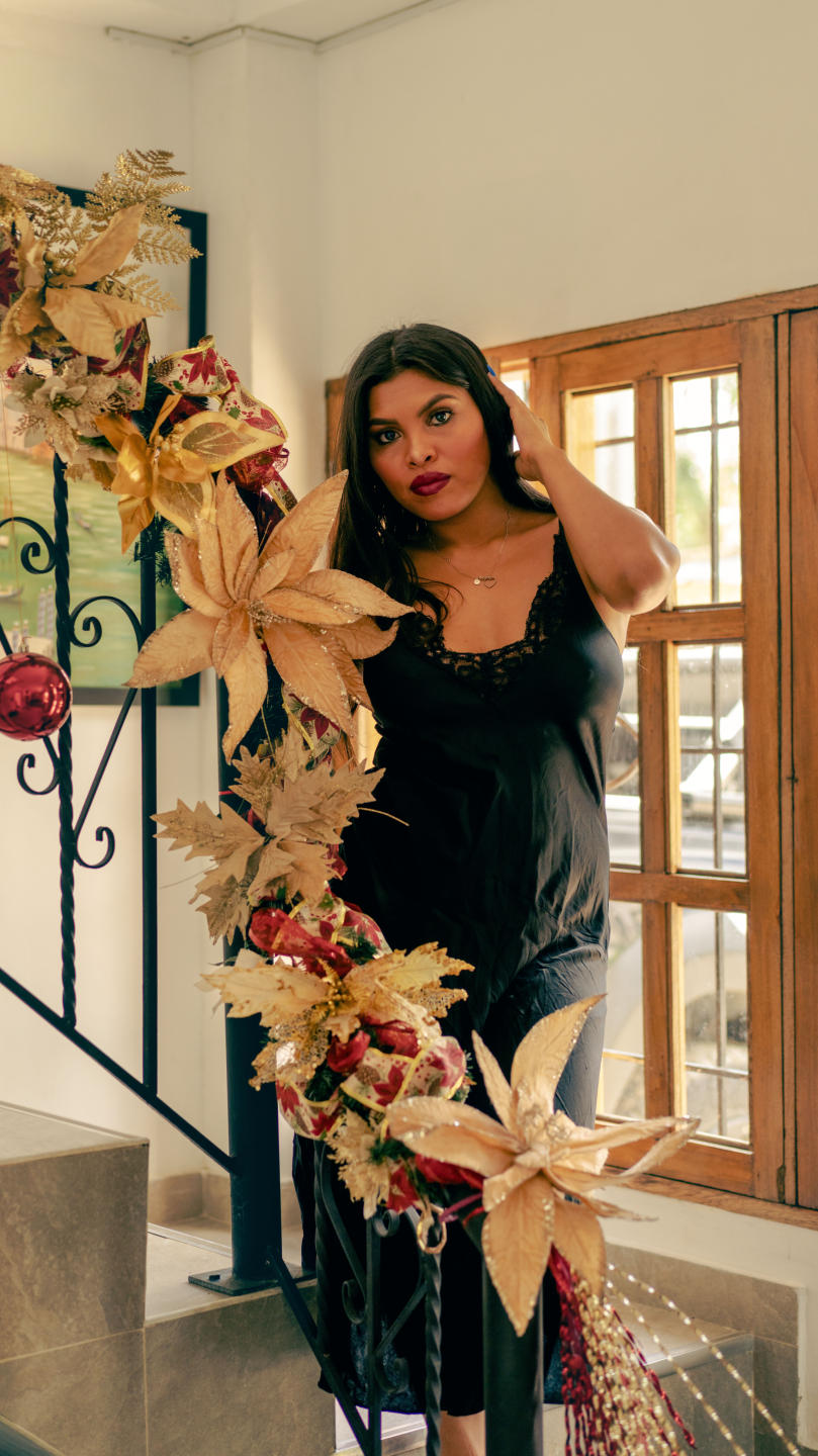 Image of cam model MarceBetancur from XloveCam